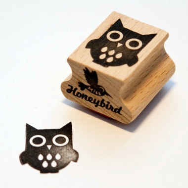 Stempel uil, Miss Honeybird